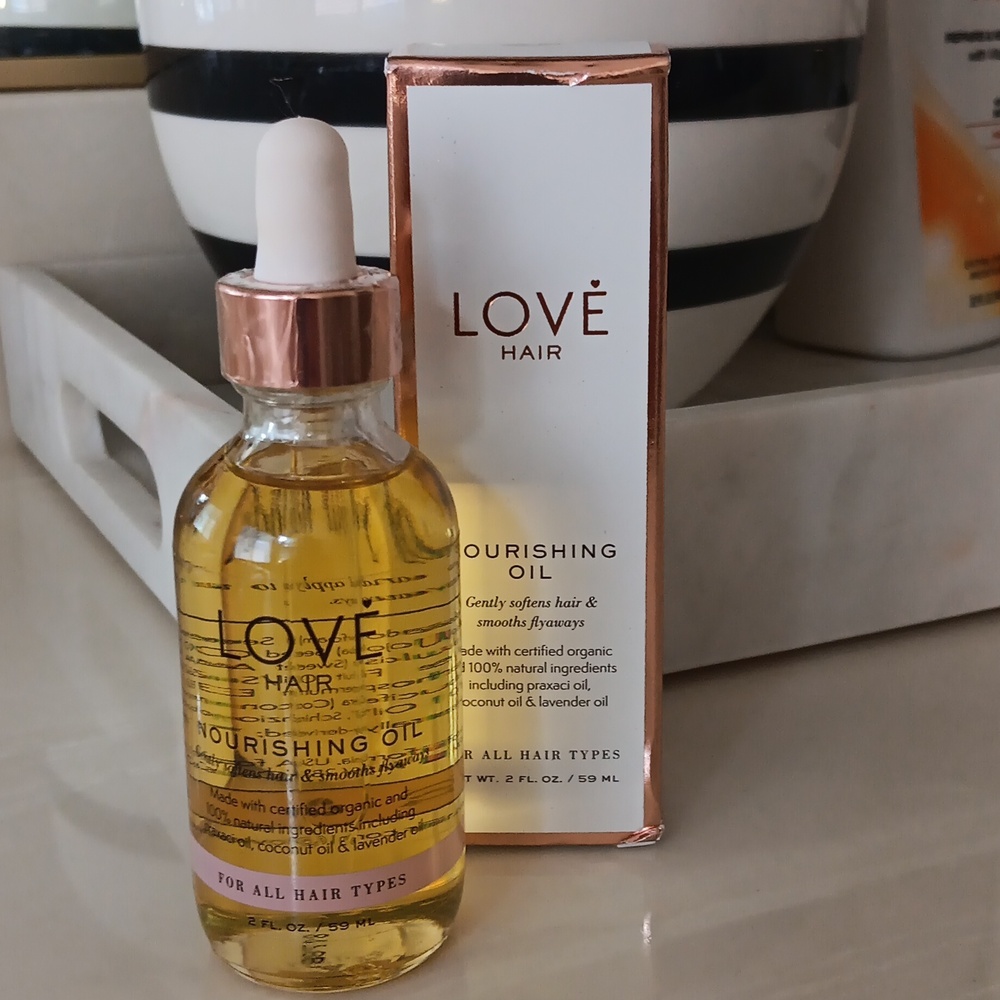 LOVE Hair Nourishing Hair Oil 2 oz NWT